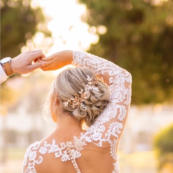 Bridal Hair Piece - Picture 6 of 9